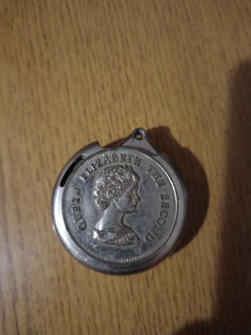 Запальничка під реставрацію
