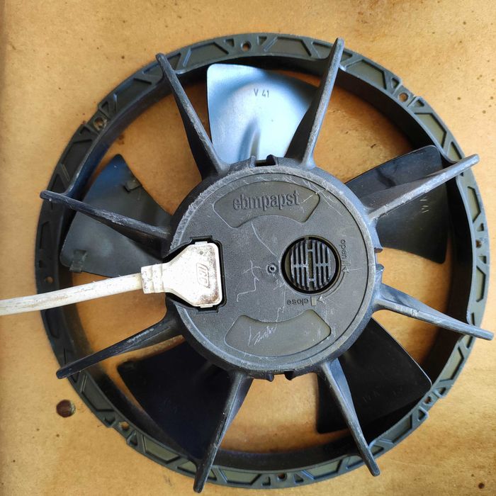 Ventiladores / Extratores industriais monofásicos