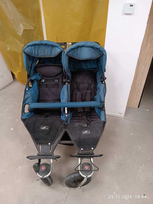 Wózek dziecięcy podwójny