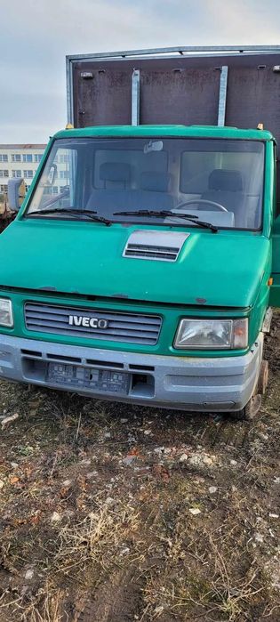 Iveco daily 35-10 90r Części