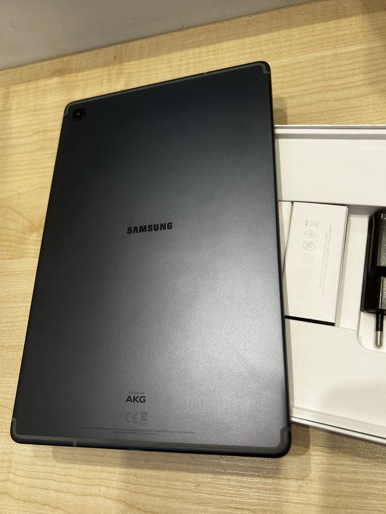 Samsung Galaxy Tab S5e 10,5" T725 4/64GB LTE Czarny FV23%