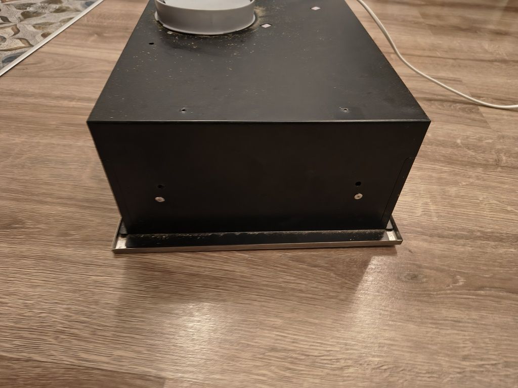 Okap Amica z oświetleniem LED omc6241i