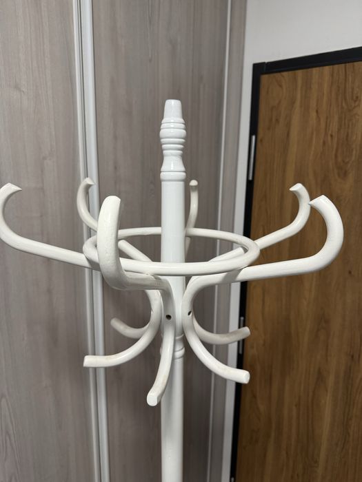 Wieszak do przedpokoju biały drewniany wieszak na kurtki, parasol etc