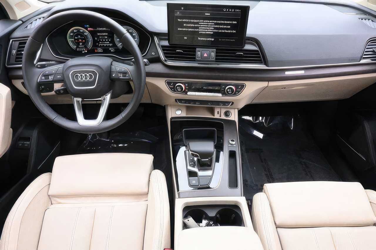 2023 Audi Q5 quattro S line Premium Plus