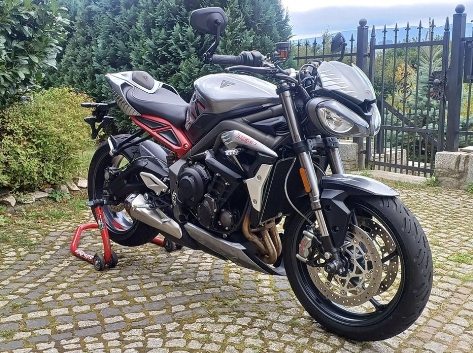 Triumph Street Triple 765 RS