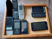 Купа старих раритетних телефонів від Samsung Nokia Lenovo