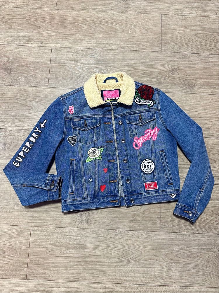Женская, джинсовая курточка Superdry с мехом (XS-S); жіноча джинсовка