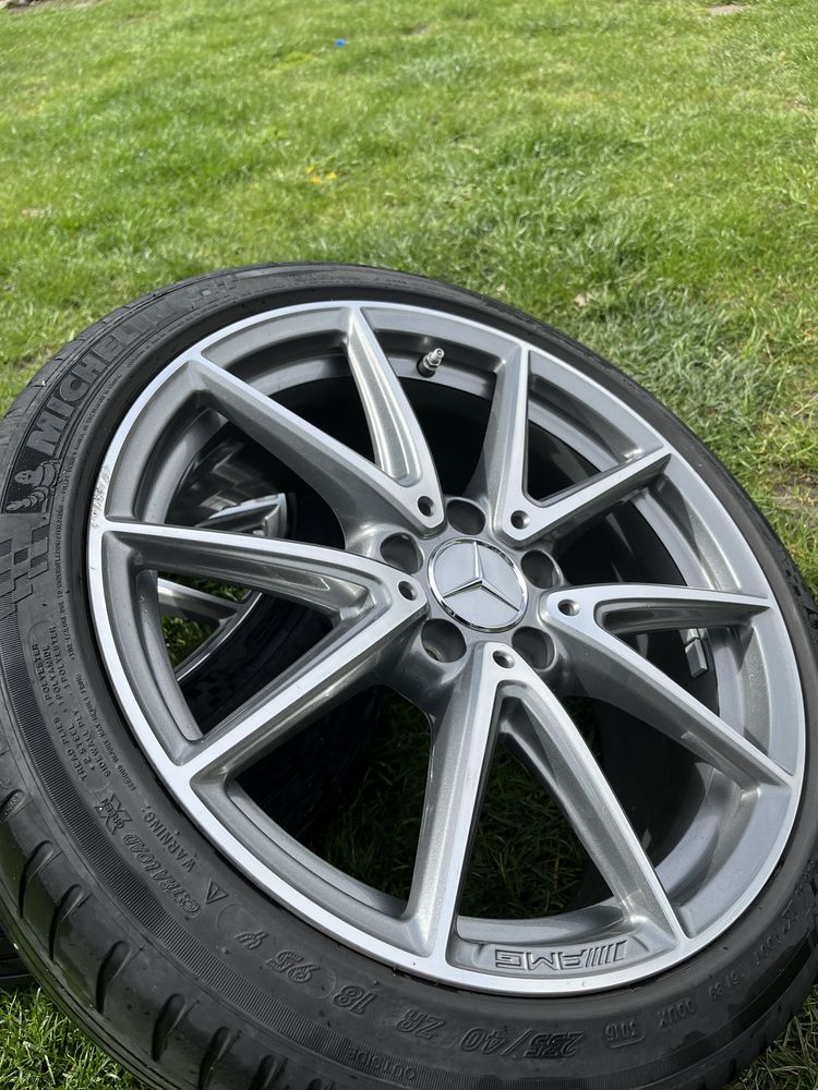 Felgi Mercedes A45 AMG 5x112 18X8J Koła z oponami A klasa CLA