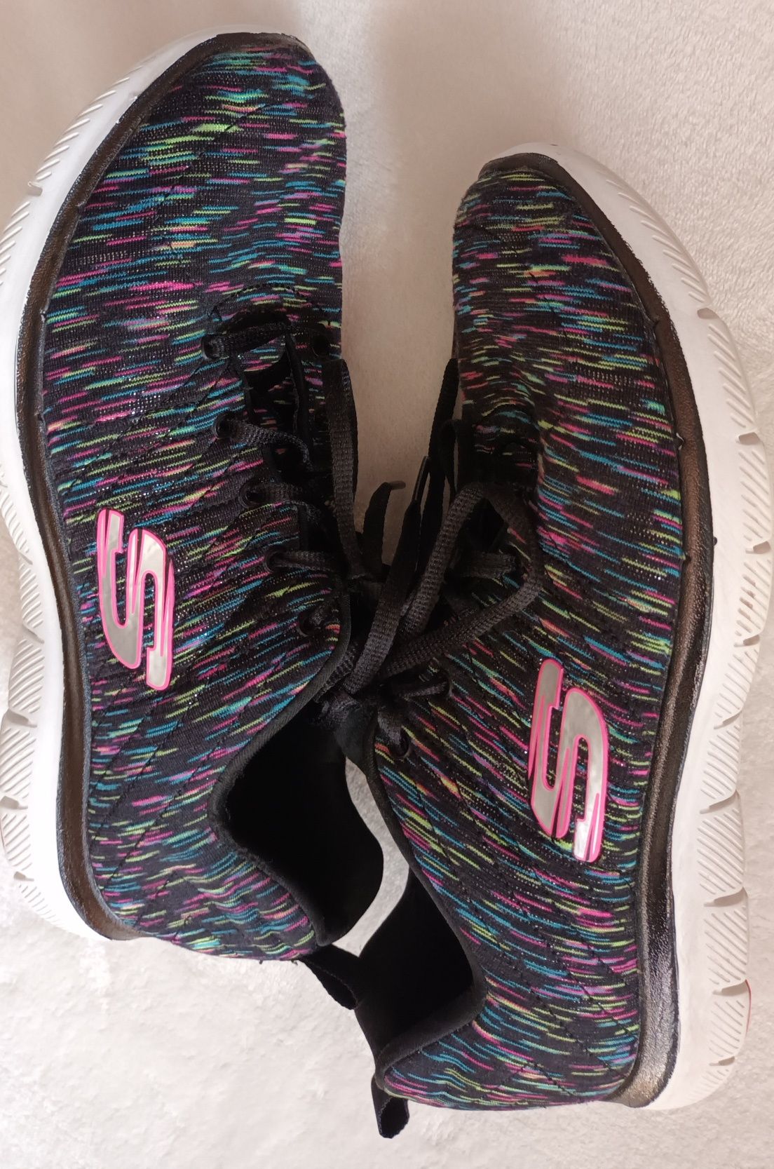 Buty, adidasy Skechers