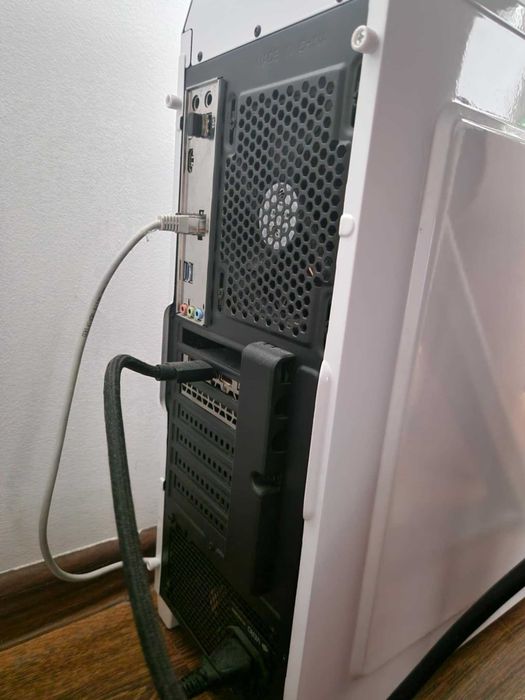 Komputer PC, 32Gb RAM + RTX 3060 12Gb, intel i5-10400, 500Gb dysk