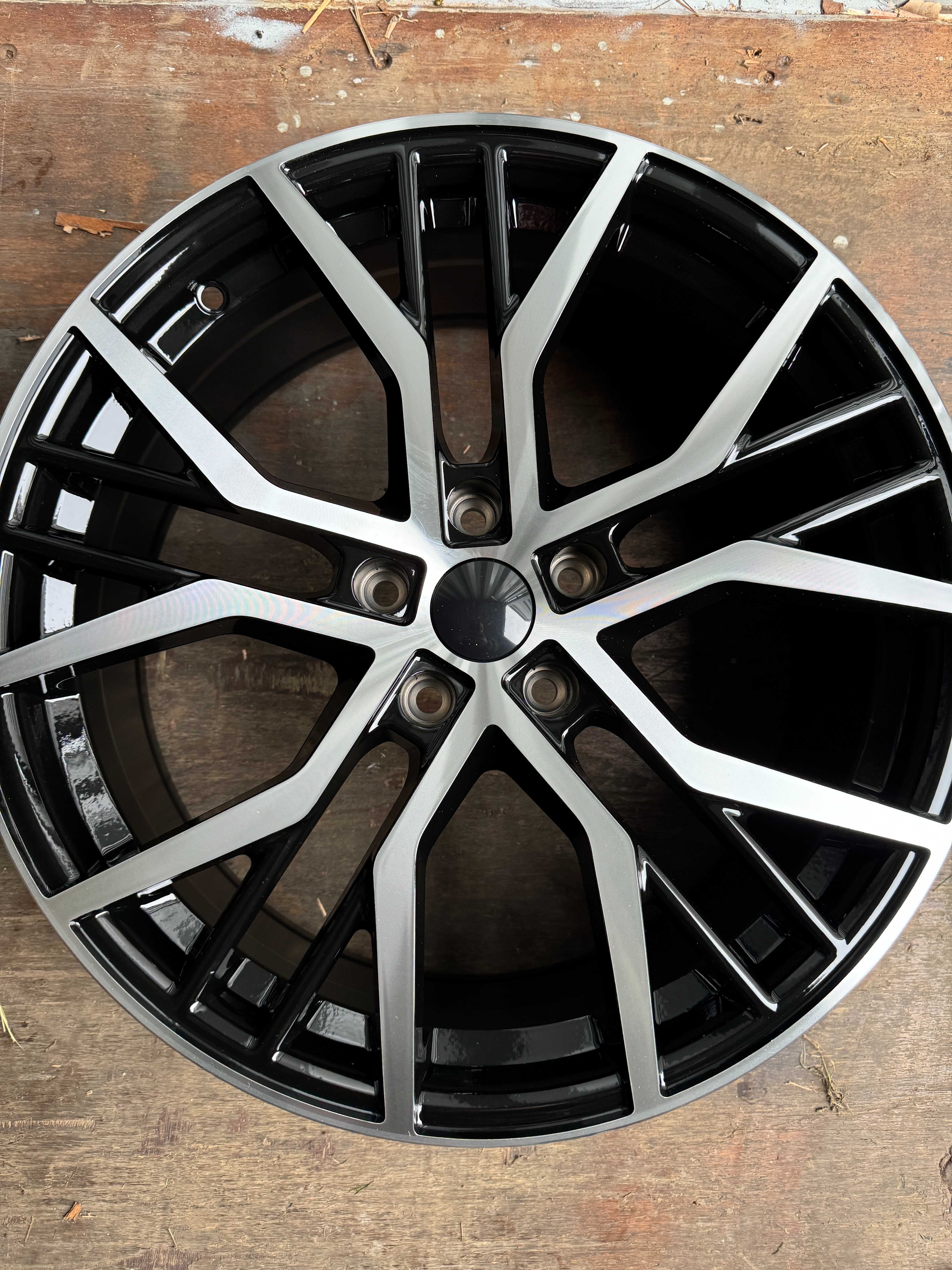 Alufelgi 19 Glossy Black Machined Face 5x112