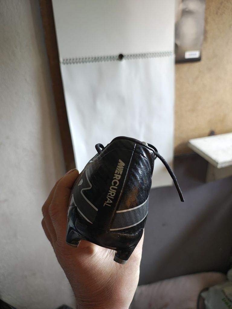 Korki pół profesjonalne Nike Mercurial Air Zoom. Rozmiar 42.5