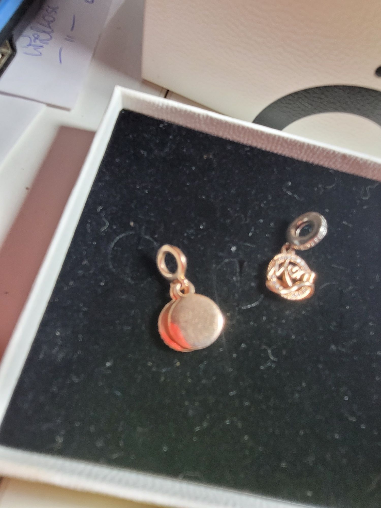 Charms zawieszka Pandora
