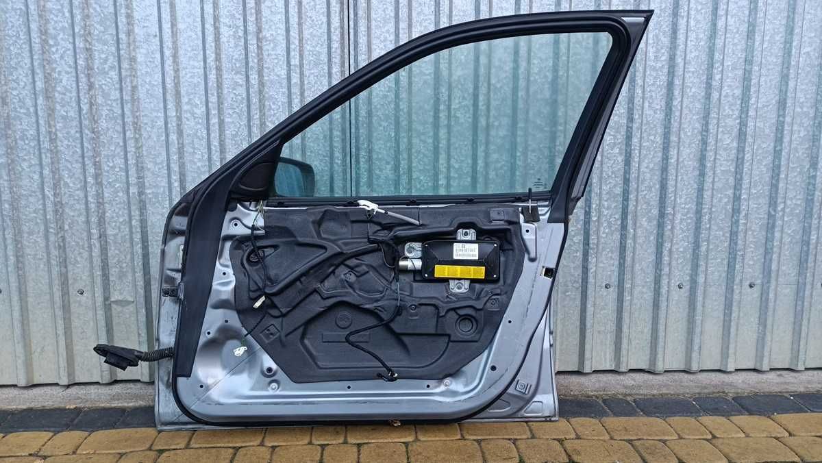 Drzwi Prawy Przód bmw e46 kolor Silbergrau Metallic A08/7
