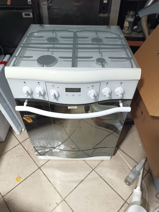 Kuchenka mikrofalowa do zabudowy Bosch