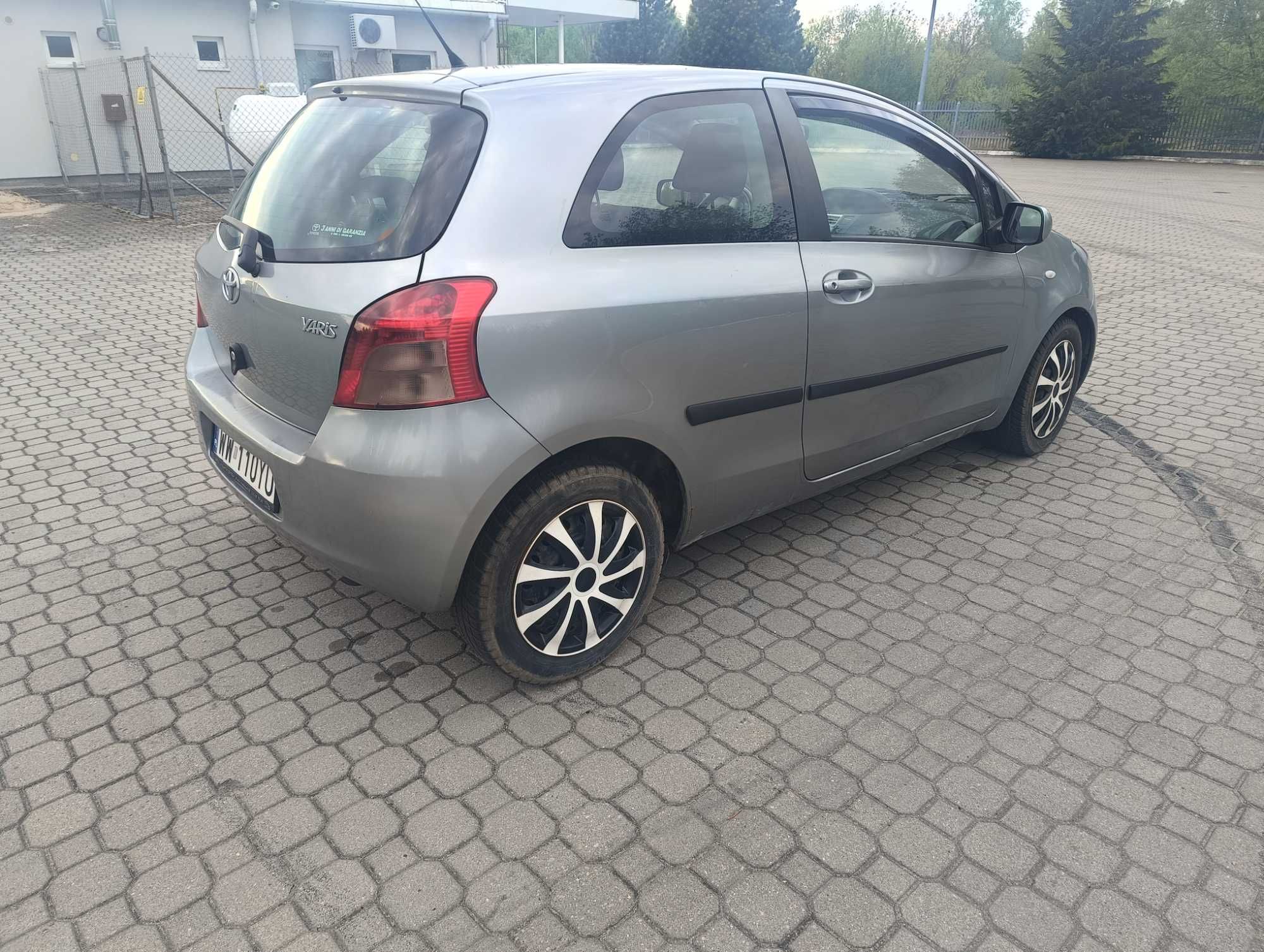 Toyota Yaris 1.4d klimatyzacja