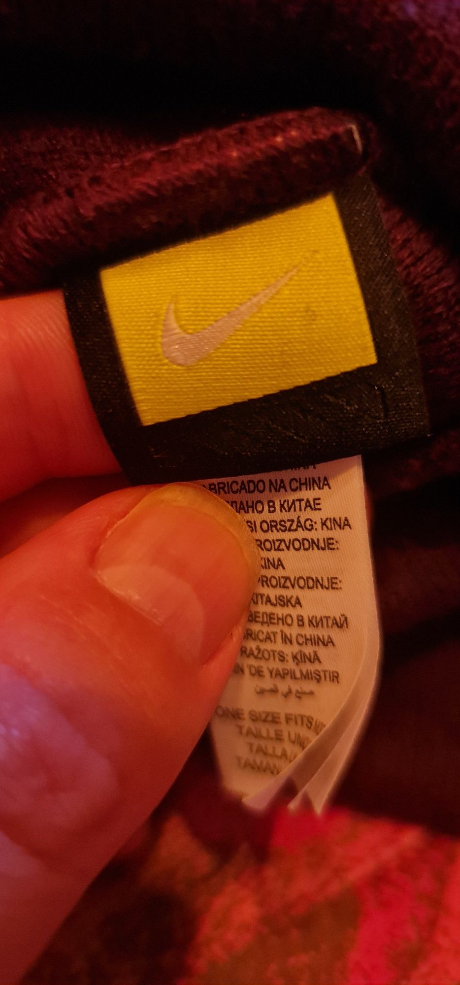Ciepła Czapka zimowa marki Nike oryginalna uniseks.
