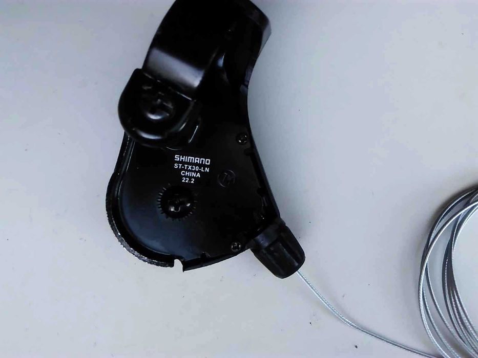 Манетки переключения скоростей на велосипед Shimano ST-TX30-LN 3/7