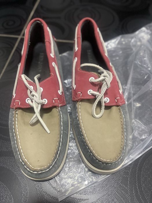 Качественные стильные 47 размера.  Совершенно новые туфли Sebago