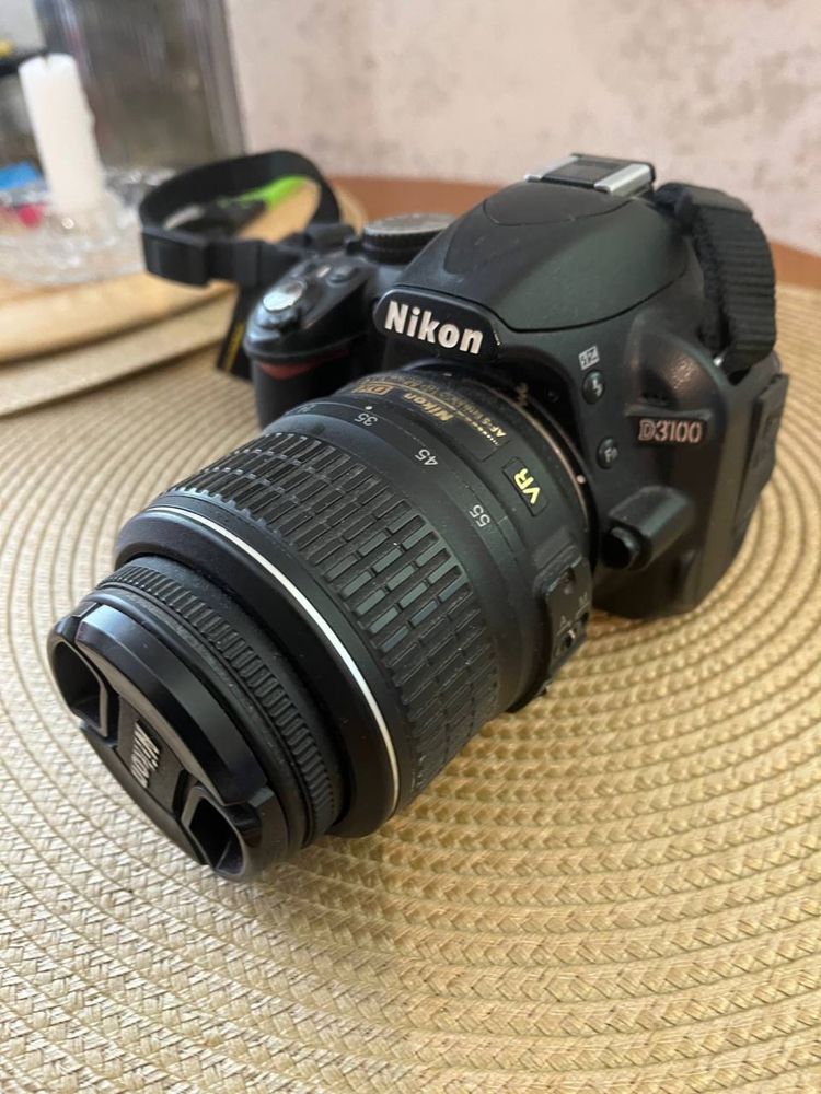 Фотоапаррат Nikon D3100