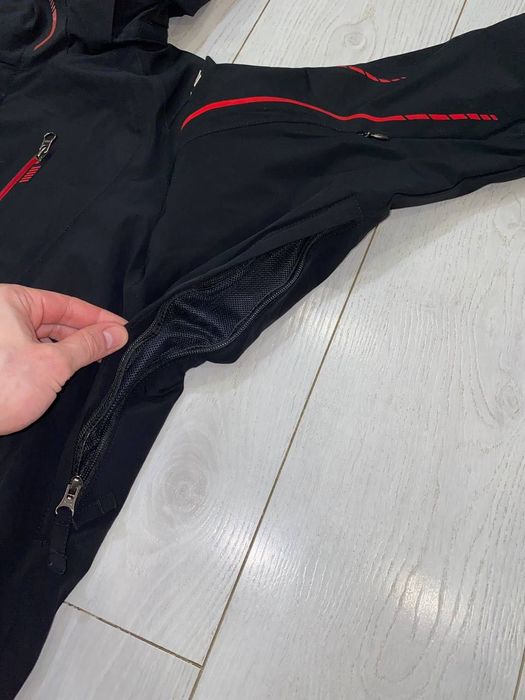 лижна зимова софтшельна куртка Descente DERMIZAX
size чол M-L (50)