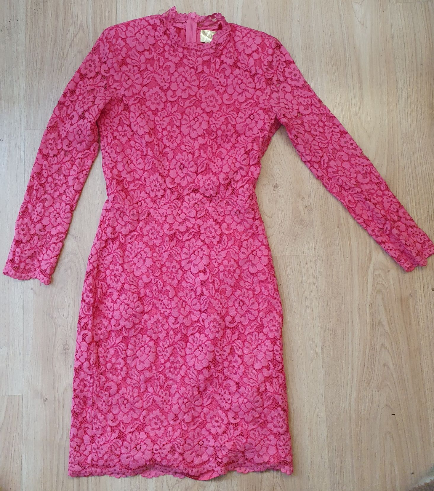 Sukienka koronkowa marki H&M Premium Selection (XS)