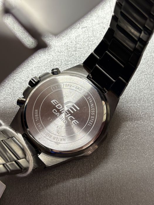 Чоловічий годинник Casio Edifice EFV-640DC-3AVUEF.