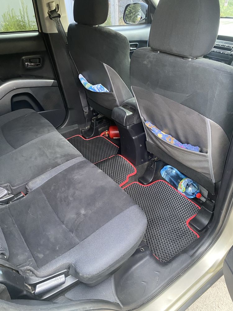 Mitsubishi Outlander 2.0 2007 рік