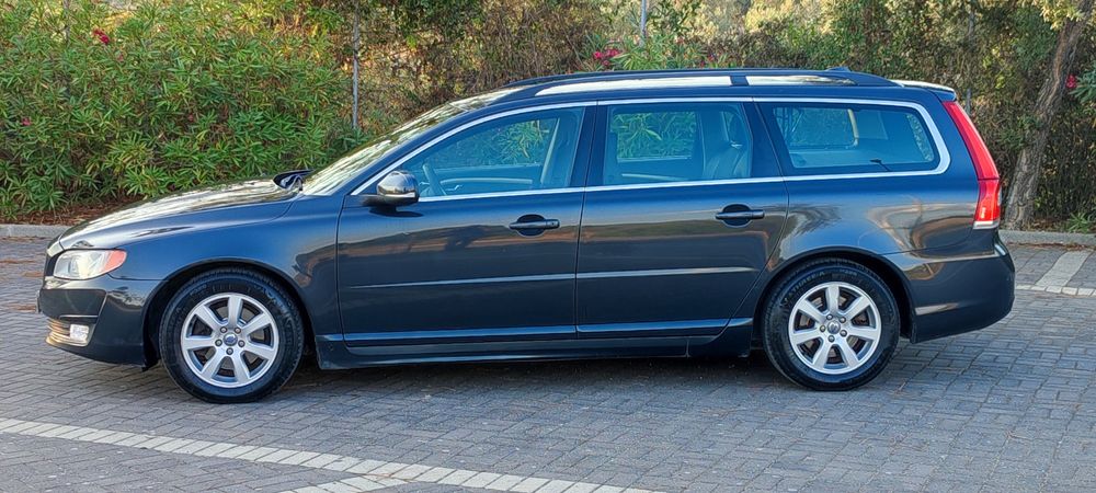 Volvo V70 1.6 D2 Momentum III Restyling Automático garantia Troco