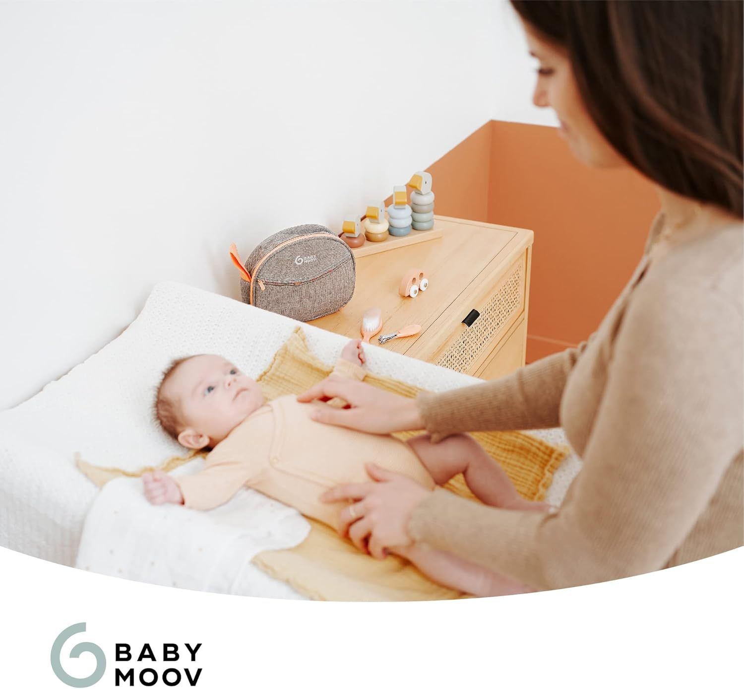 Zestaw Pielęgnacyjny Dla Niemowląt Babymoov 9 Elementów + Kosmetyczka