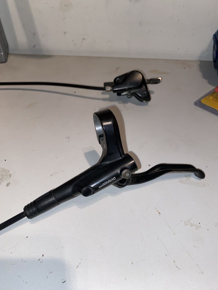 Hamulec hydrauliczny przód Shimano BL-MT200