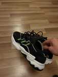 Nowe buty Adidas Ozweego