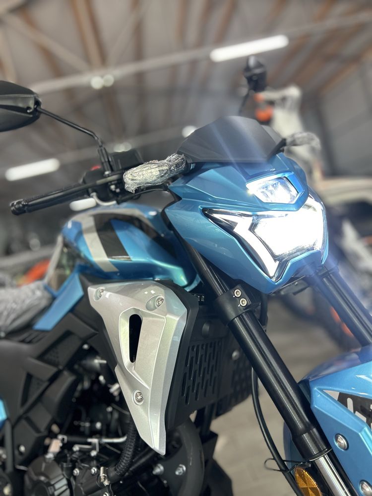 Мотоцикл Lifan SR220 в різних кольорах Доставка безкоштовна до 100км