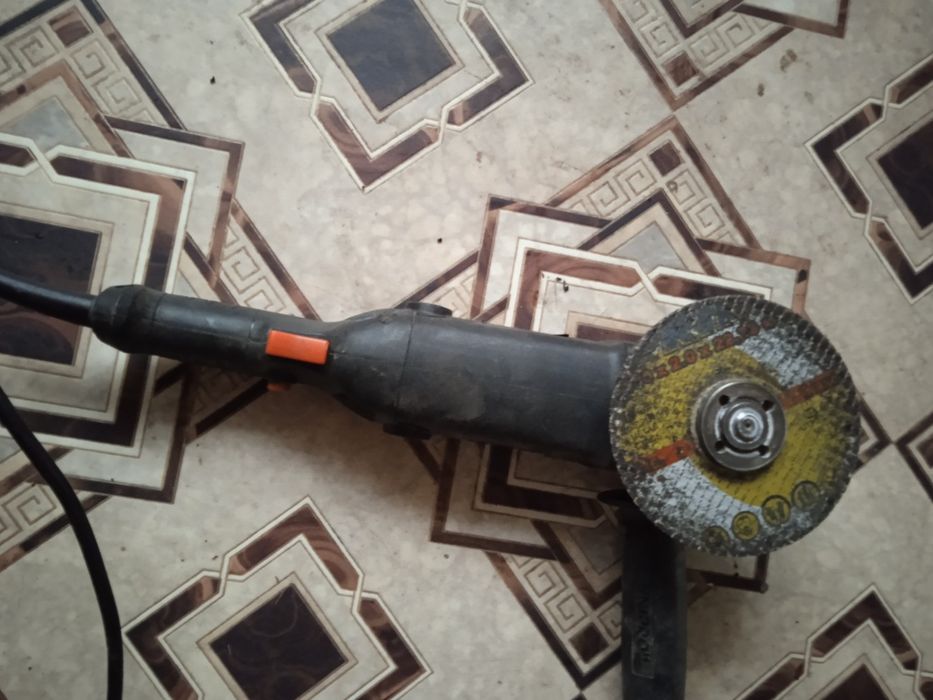 Продам болгарку ДніпроМ