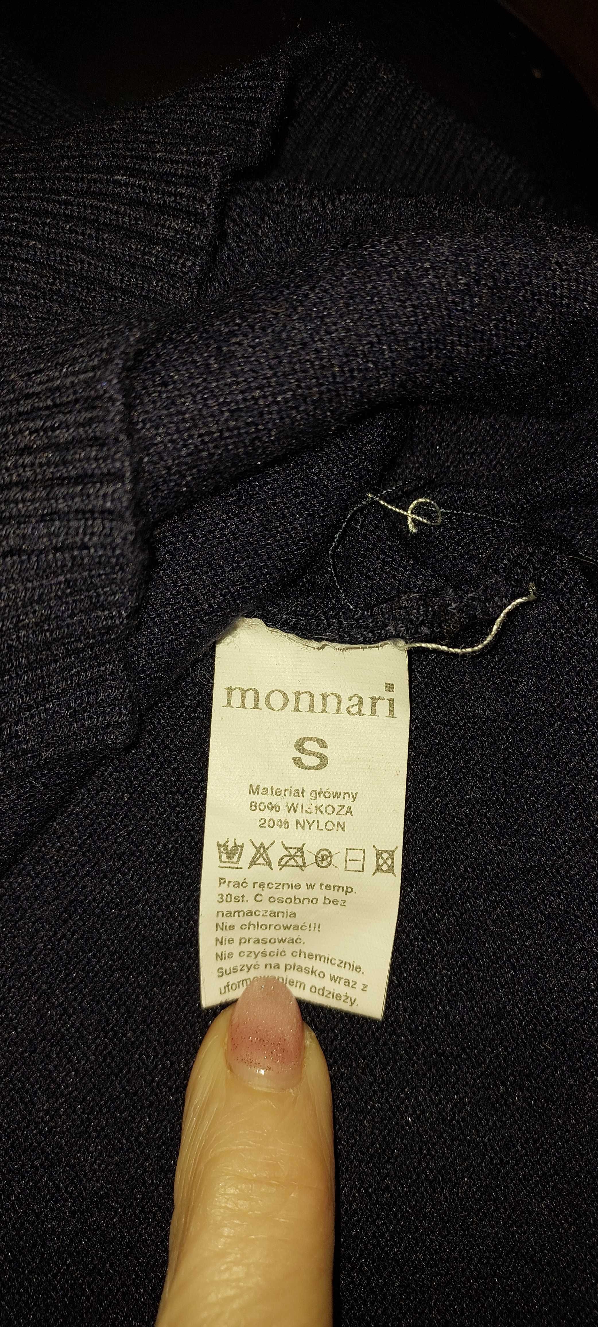Sweterek damski firmy Monnari