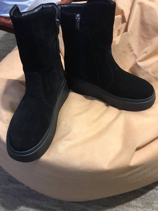 Зимові ботінки жіночі