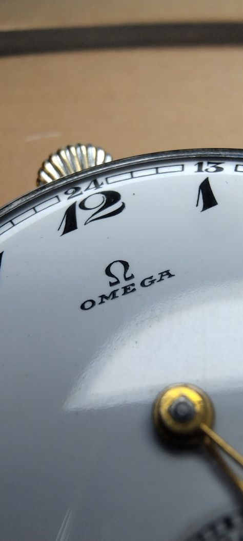Zegarek mechaniczny Omega