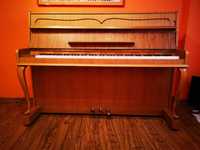 Pianino Calisia M105 Chippendale