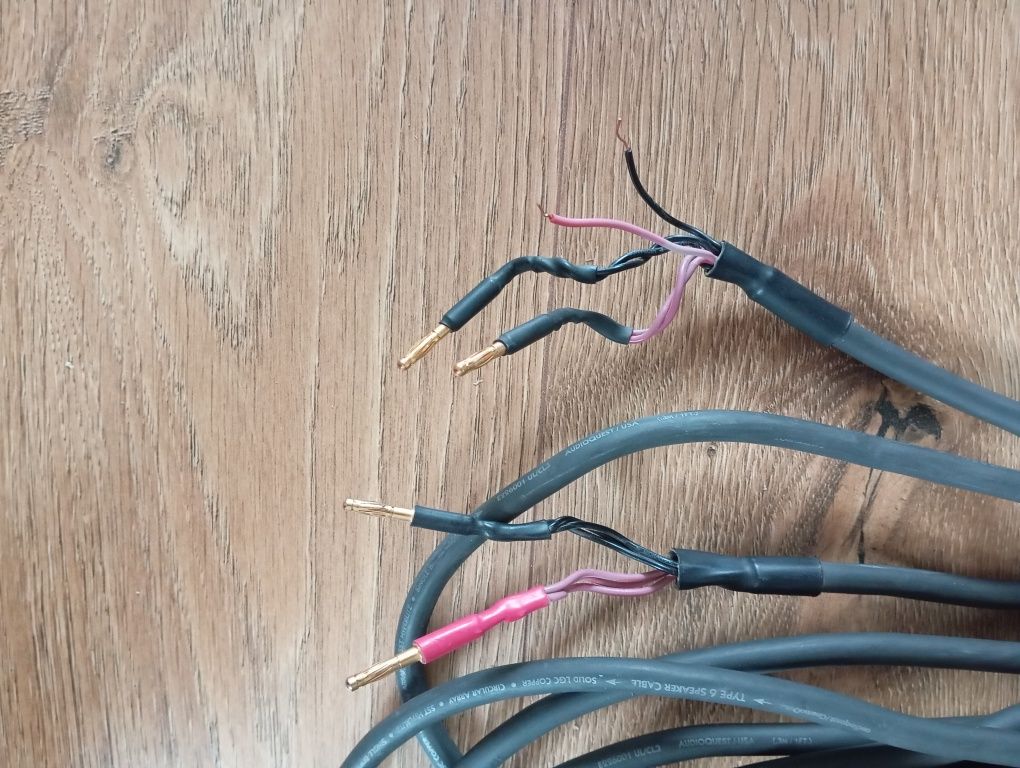 Zestaw przewodów Nordost Red Dawn2 Audioquest Type 6 Qed XT 25 Bi-wire