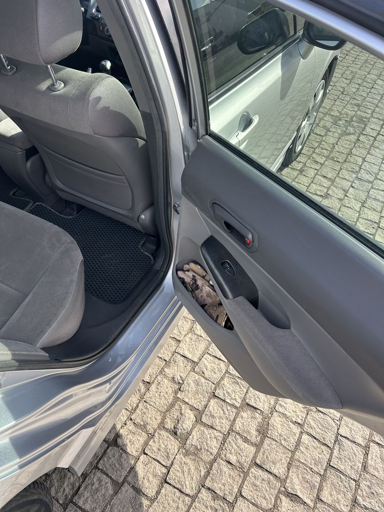 Honda Civic 2007 1,8 механічна Газ/бензин