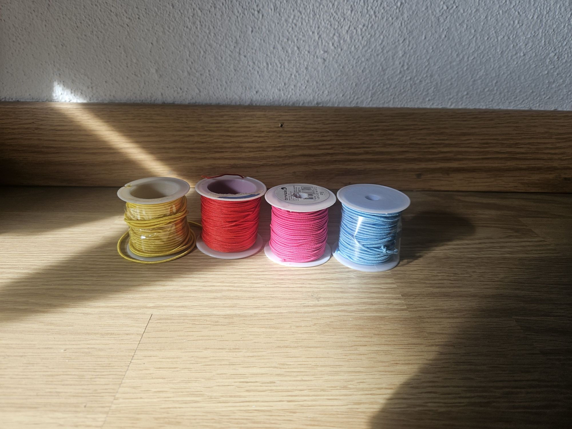 Material variado para artesanato