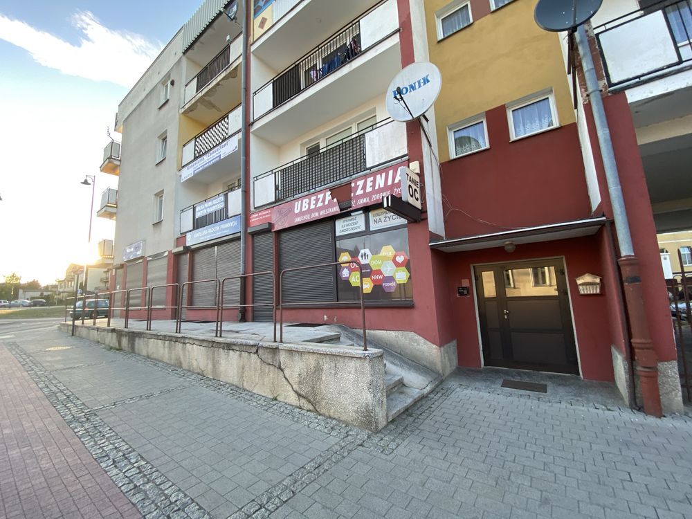 Lokal w ścisłym centrum, witryny okienne, parter