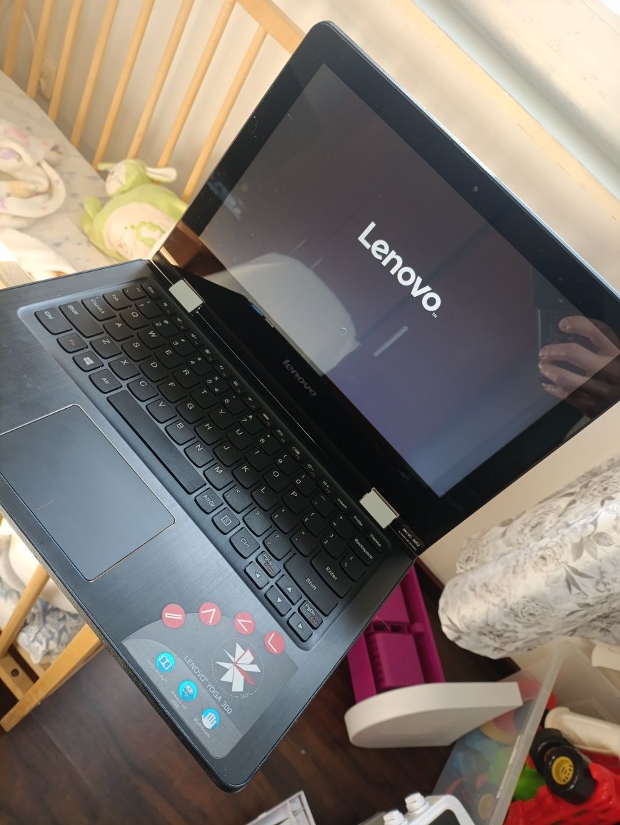 Netbook Lenovo Tablet dotykowy