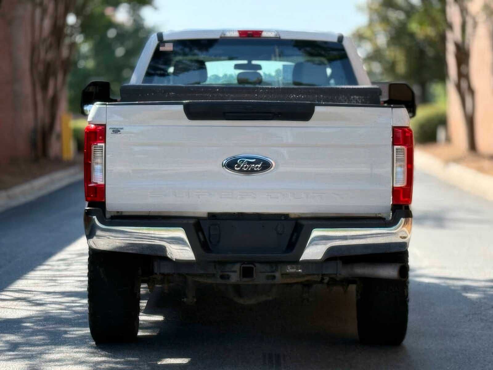 Ford Super Duty F-250 XLT 2019