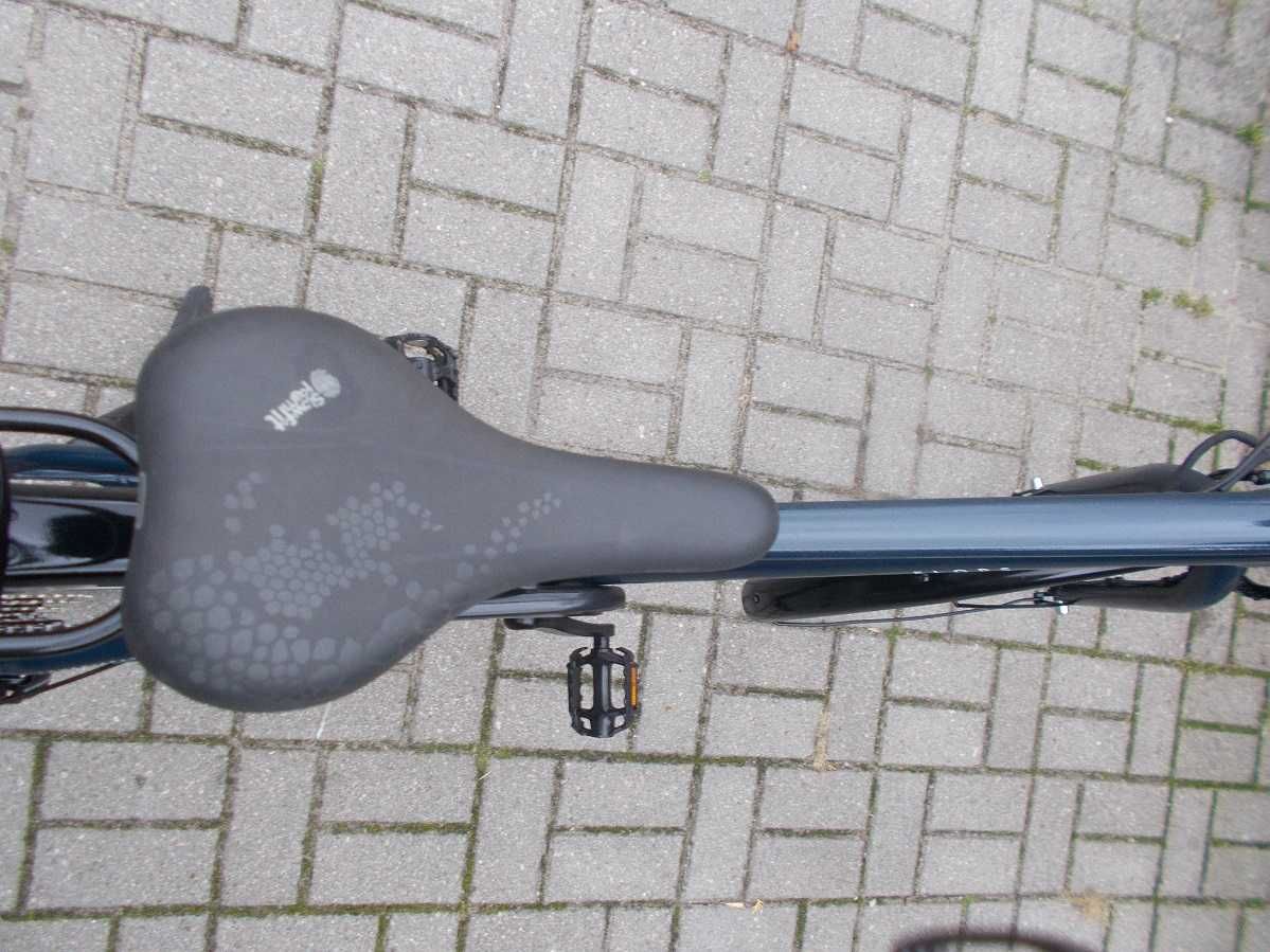 Piękny miejski rower Elops Long Distance 500 za 40% ceny !