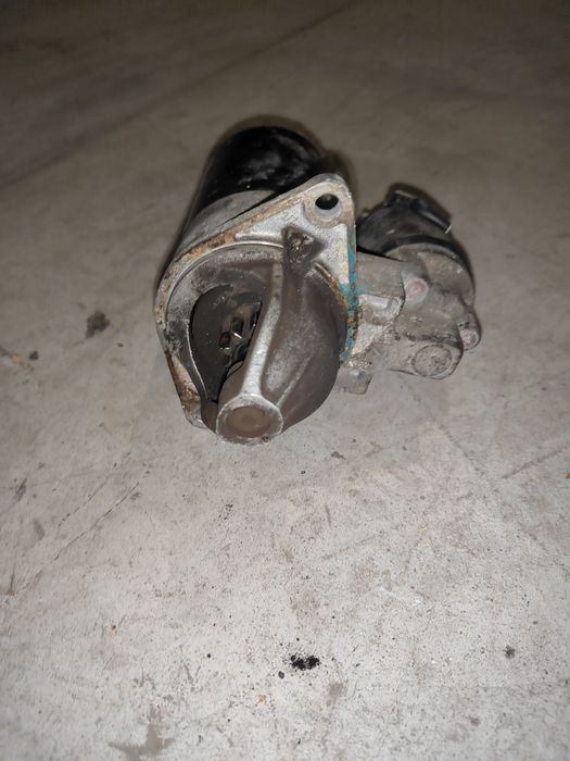 Opel Corsa C 1.0 rozrusznik 0.001.106.015 i inne