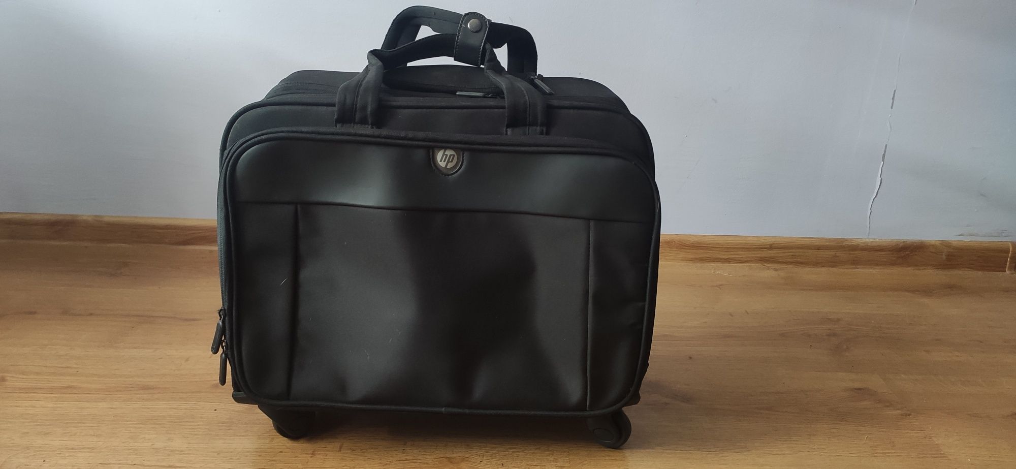 Walizka, torba biznesowa, podróżna tzw. "Pilotka" firmy HP