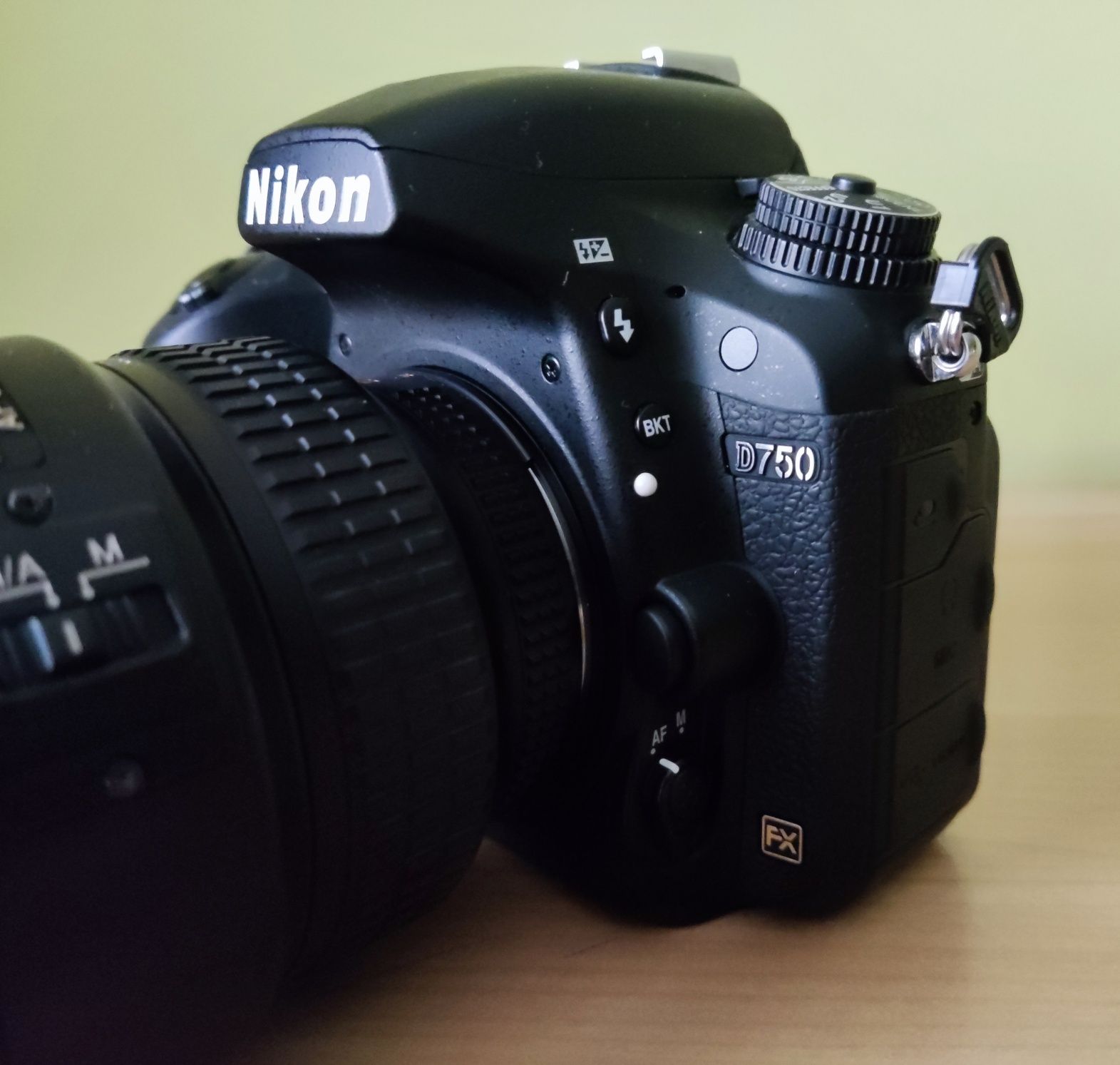 Nikon D750 bardzo niski przebieg