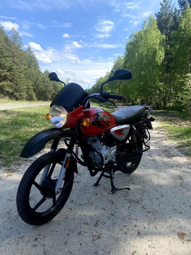 Мотоцикл Bajaj Boxer 125