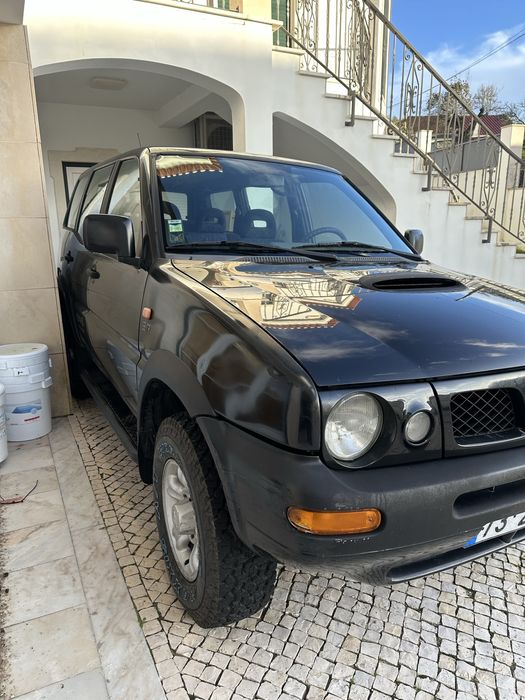 Nissan Terrano 2 longo